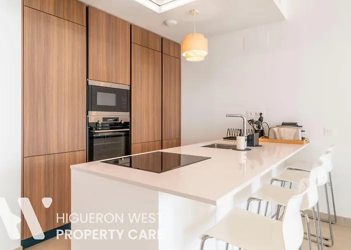 Daire Seaviews Reserve Collection - La Vista Mar Azul By Hwpc Fuengirola